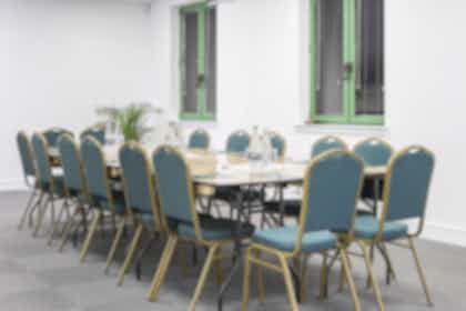 Premier Suites - Meeting Room  2